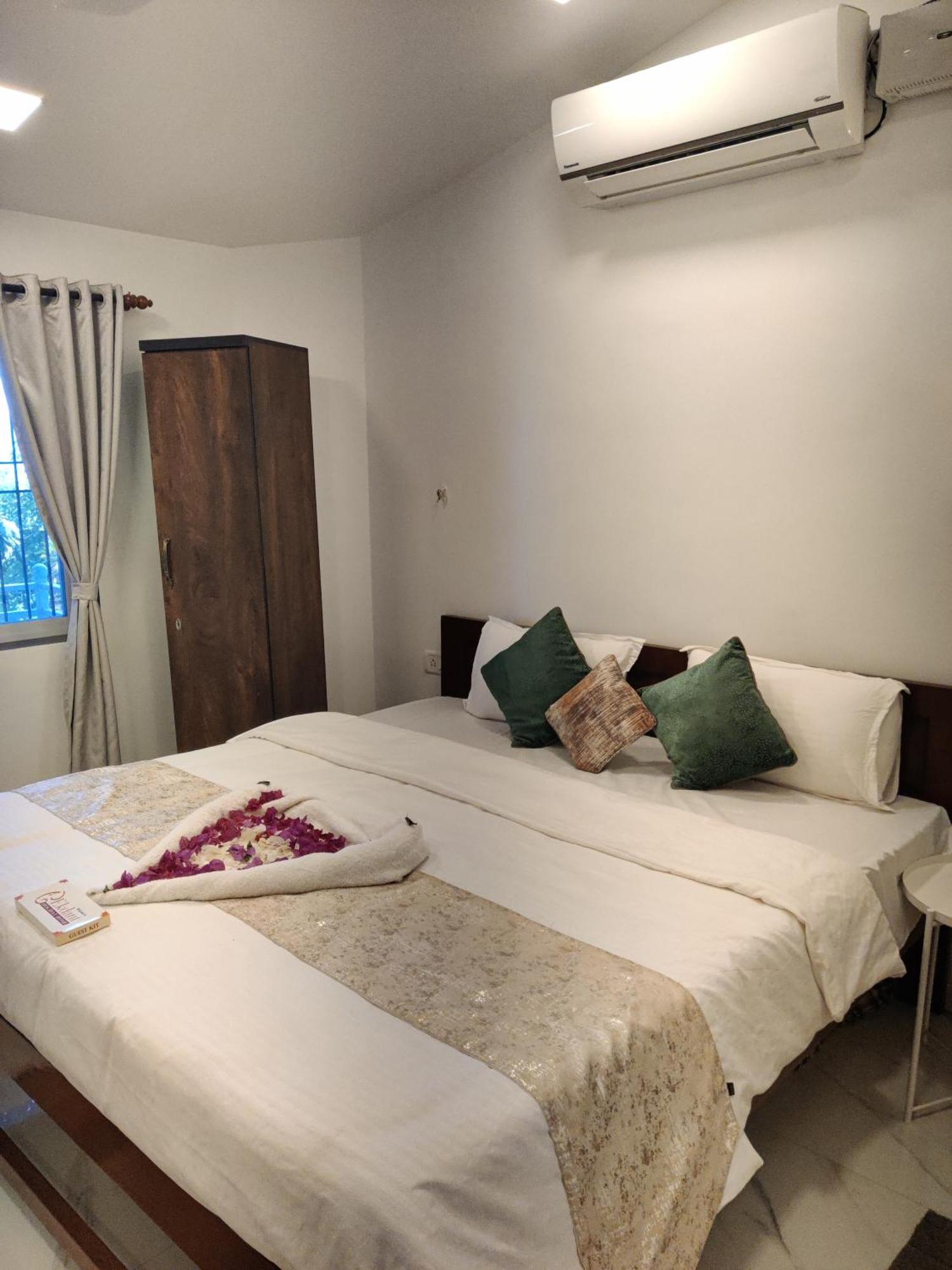 Whitehouse Homestay By Oxystays Hospitality Alībāg Extérieur photo