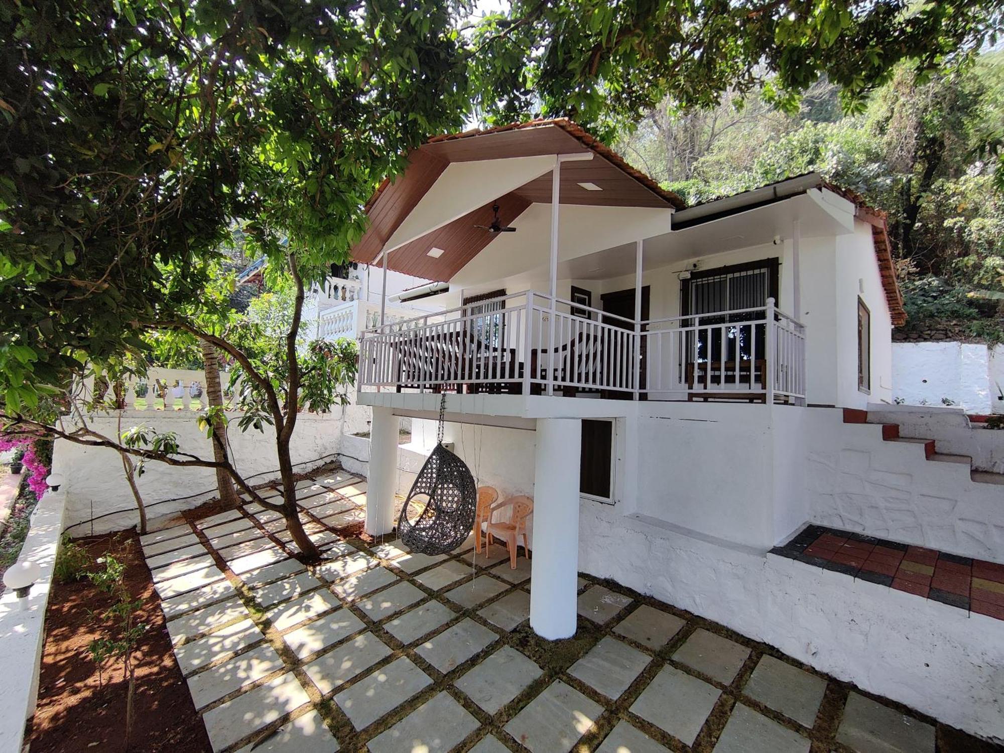 Whitehouse Homestay By Oxystays Hospitality Alībāg Extérieur photo